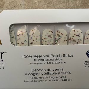 Color Street Raise the Roof